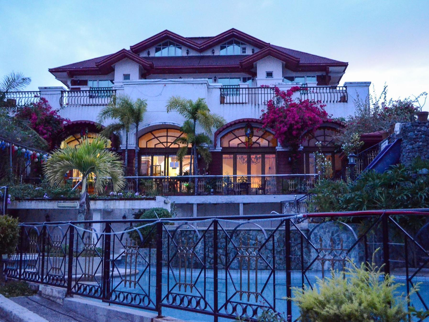 Ang Tahanan Ni Aling Meding Hotel And Restaurant San Pablo Buitenkant foto